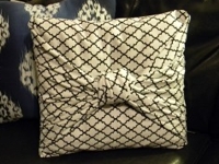 Organize and Decorate Everything No-Sew Pillow Cover